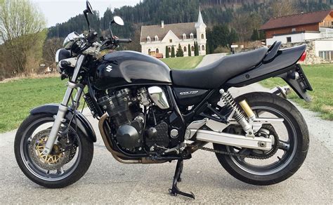 Suzuki Gsx 750 Naked, Motorrad gebraucht kaufen